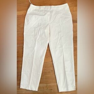 Women’s White Pleat Pants